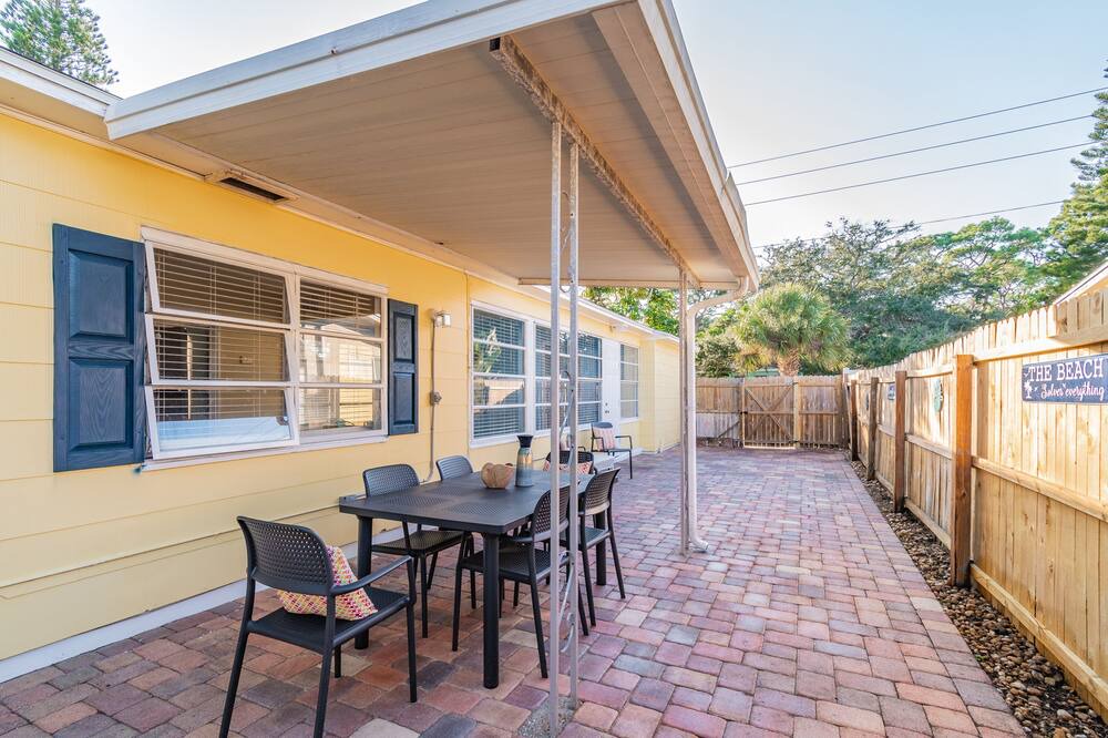 Photo of Patio Balcony in Bayview