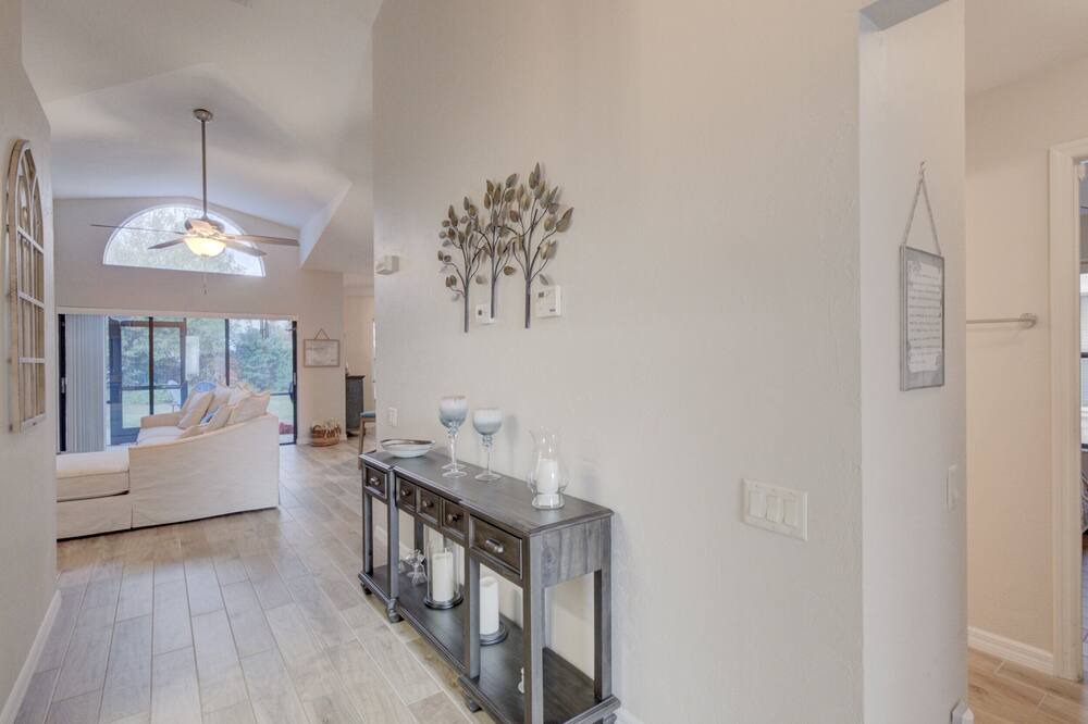 Photo of Bedroom in Brookshire Bath and Tennis Club