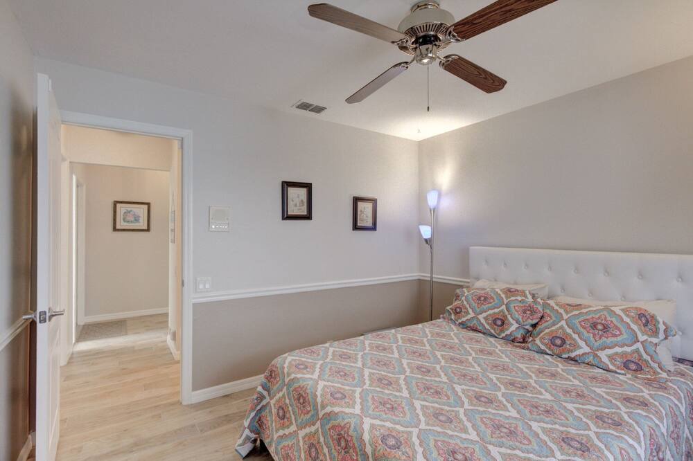 Photo of Bedroom in Brookshire Bath and Tennis Club