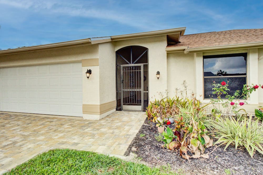 Photo of Outdoor in Brookshire Bath and Tennis Club
