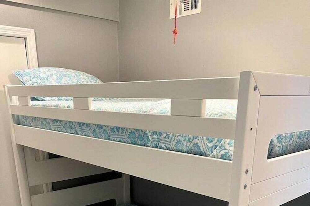 Photo of Bedroom in Matlacha