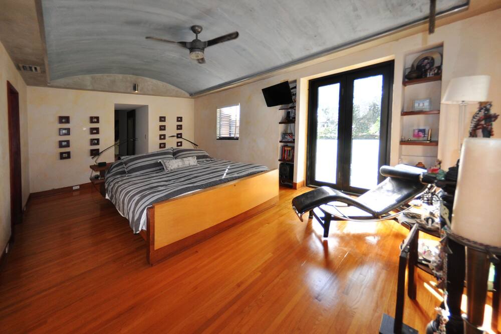 Photo of Bedroom in Seybold