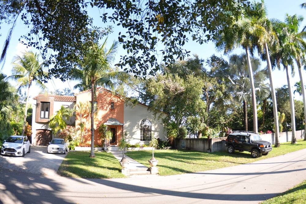 Photo of Outdoor in Seybold