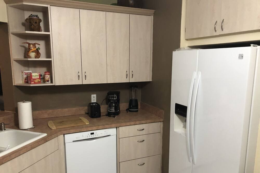 Photo of Kitchen in Port Saint Lucie