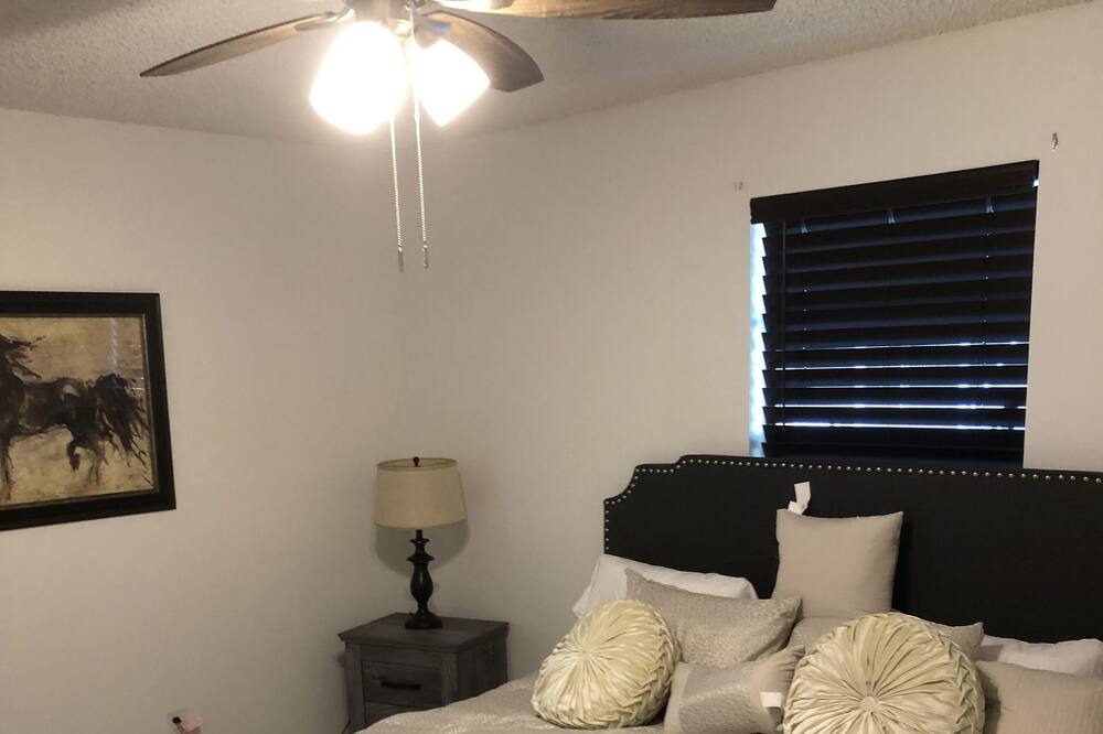 Photo of Bedroom in Port Saint Lucie