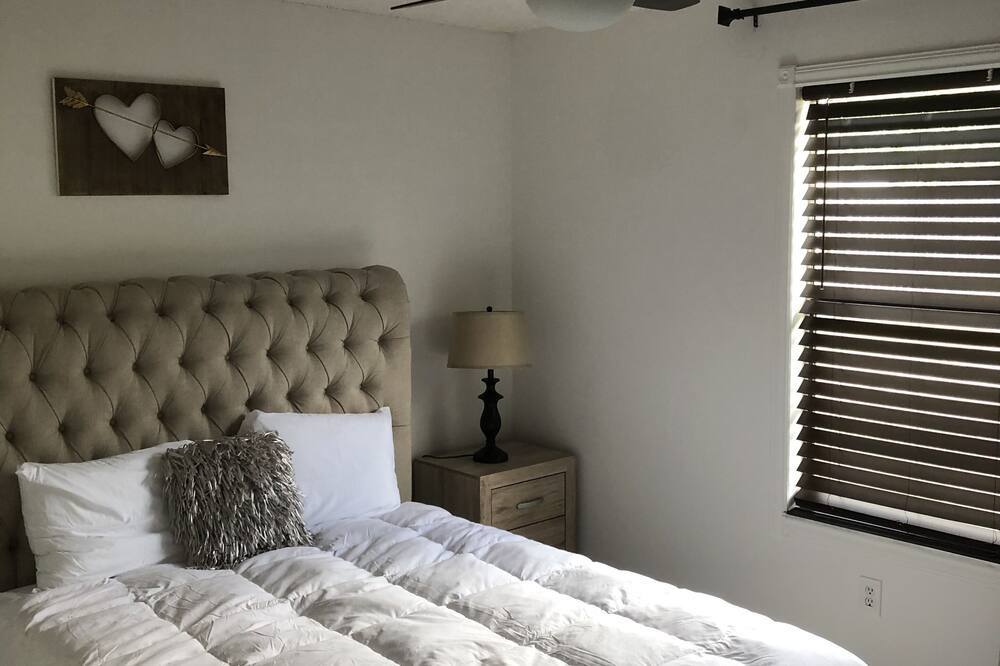 Photo of Bedroom in Port Saint Lucie