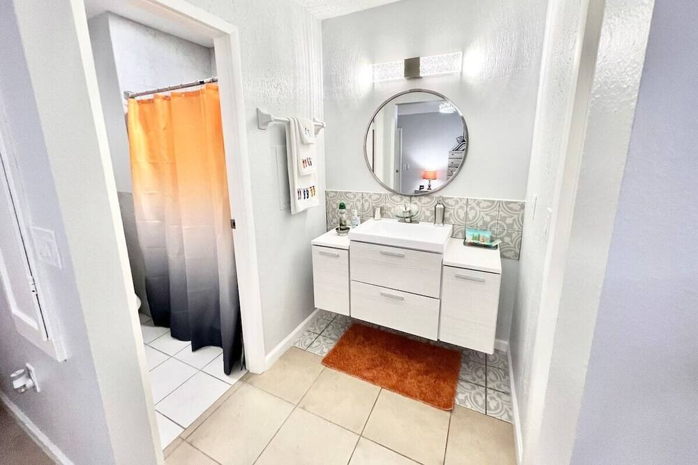 Photo of Bathroom in Lakeland