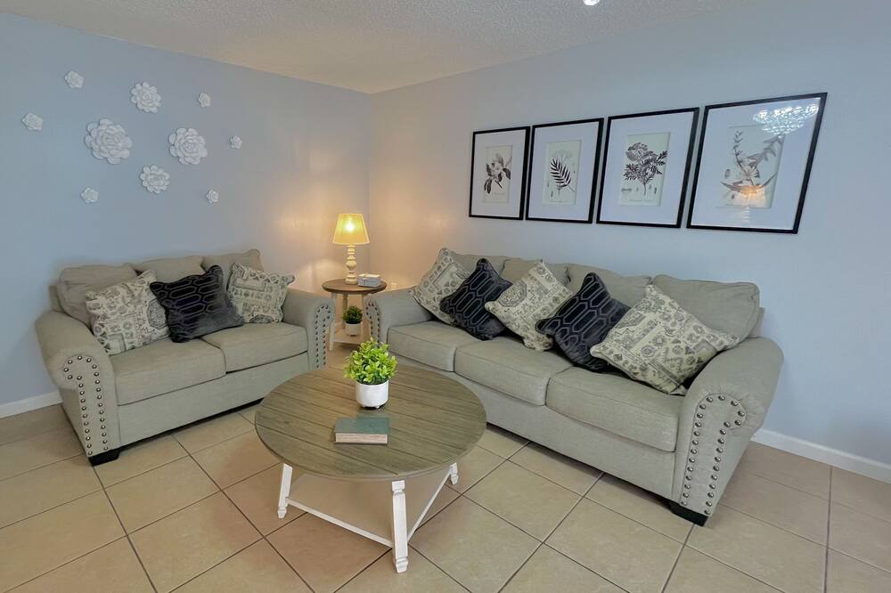 Photo of Bedroom in Lakeland