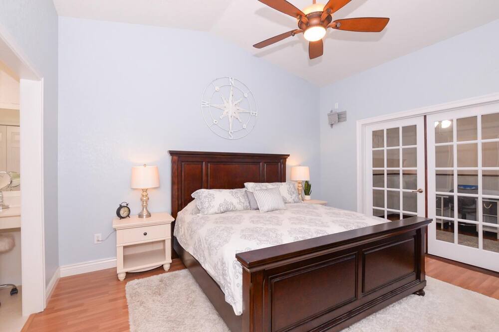 Photo of Bedroom in Florida Ridge