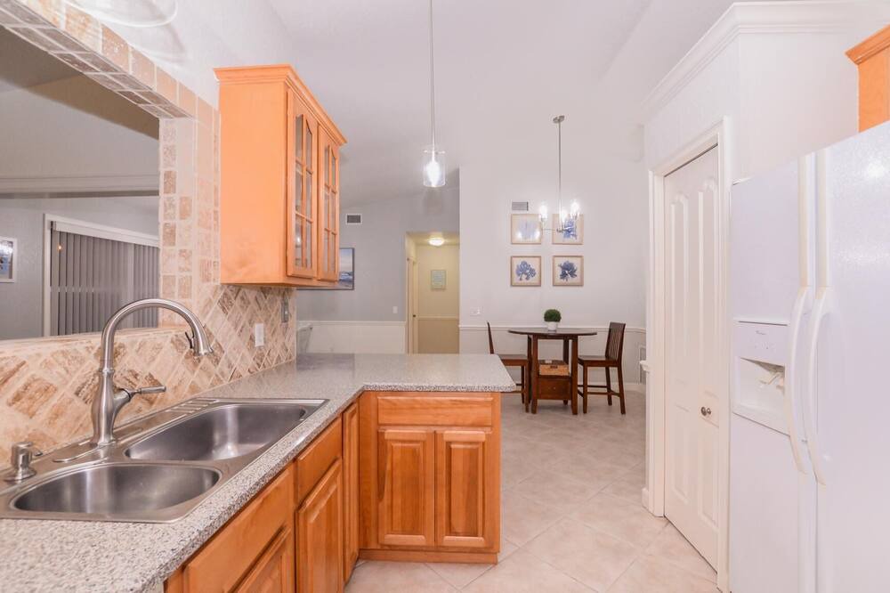 Photo of Kitchen in Florida Ridge