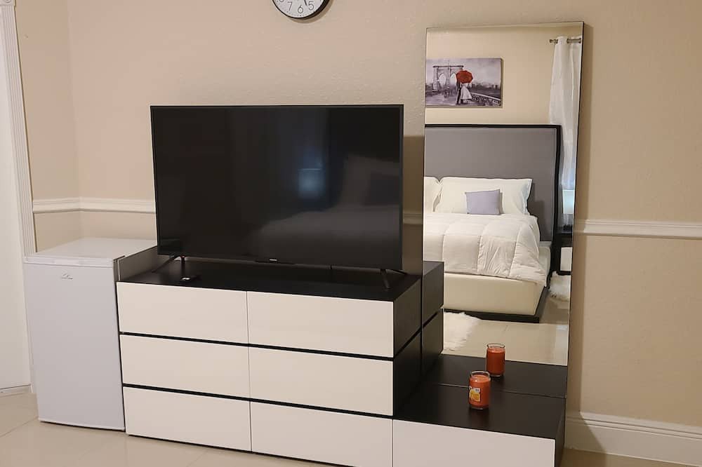 Photo of Bedroom in Port Saint Lucie