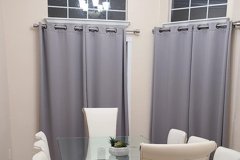 Photo of Bedroom in Port Saint Lucie