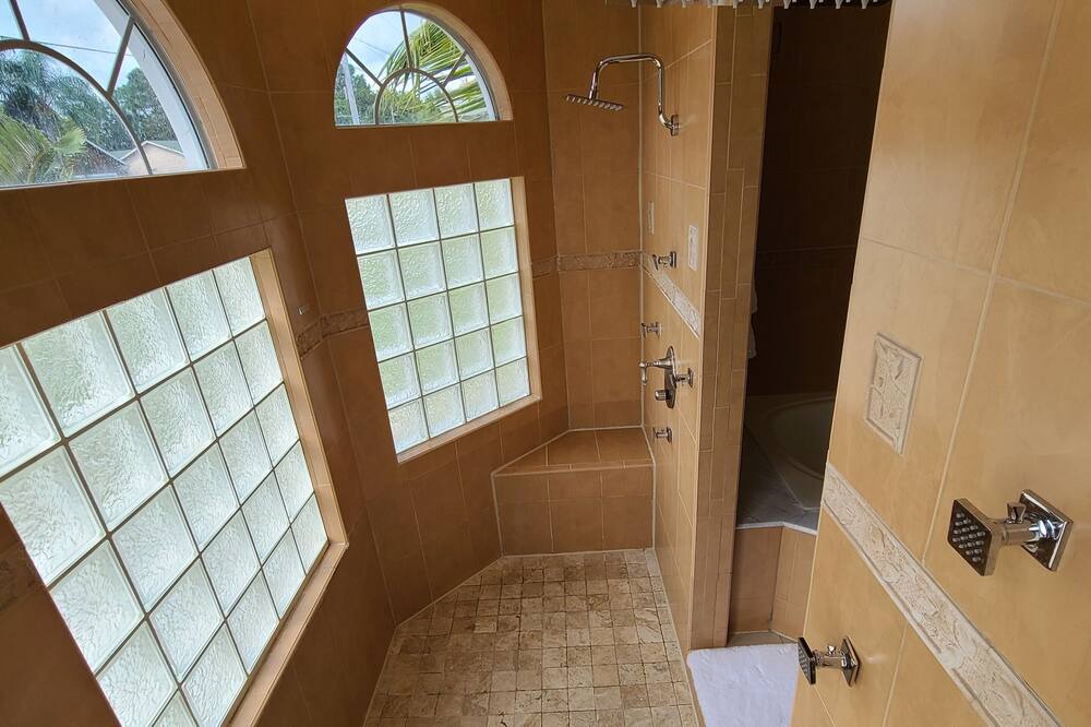 Photo of Bedroom in Port Saint Lucie