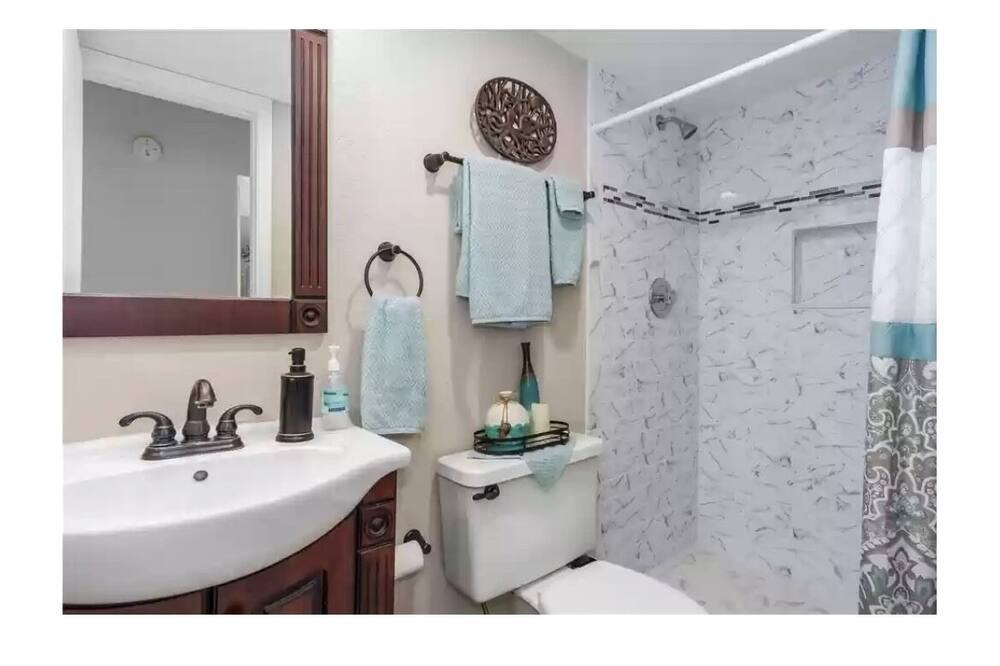 Photo of Bathroom in Osprey
