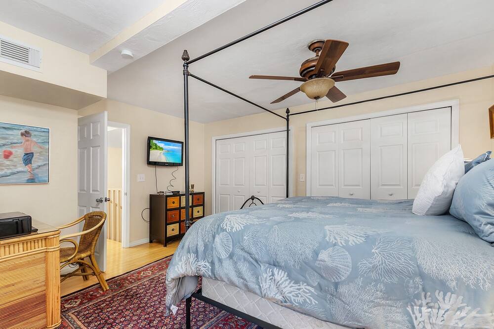 Photo of Bedroom in East Naples