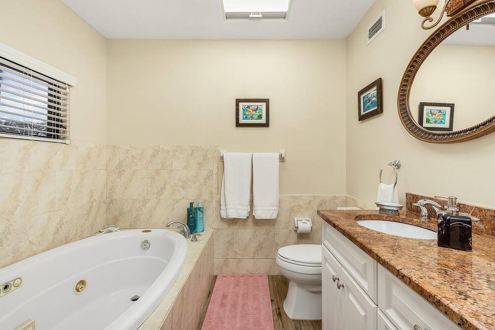 Photo of Bathroom in East Naples