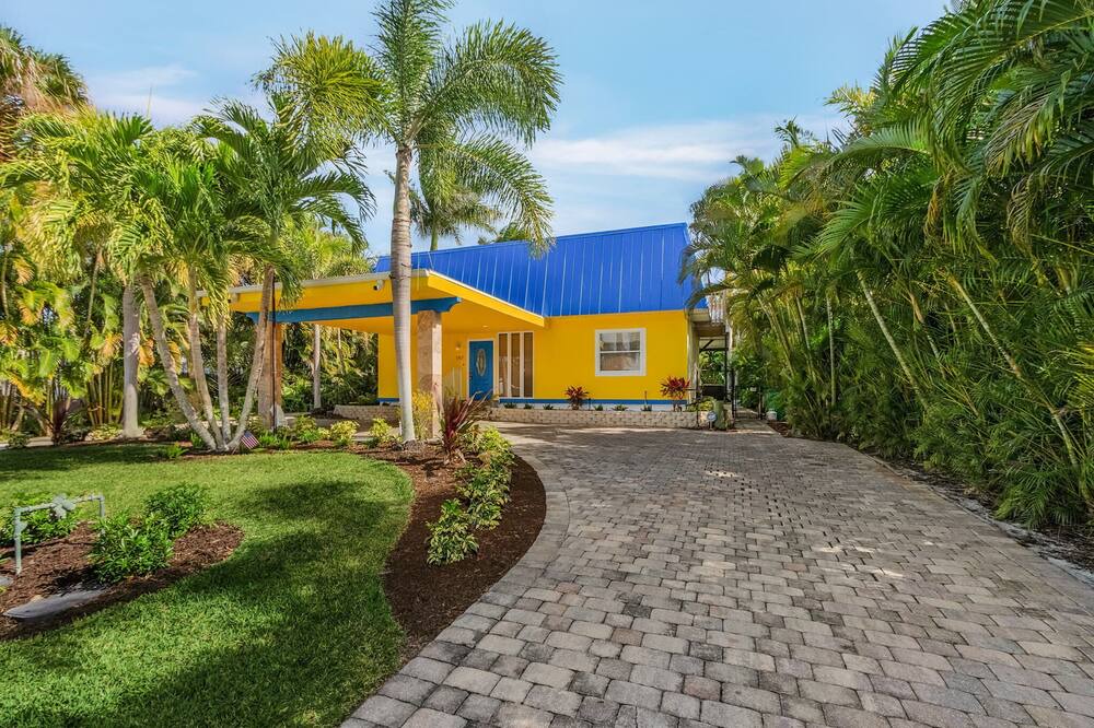 Photo of Others in East Naples