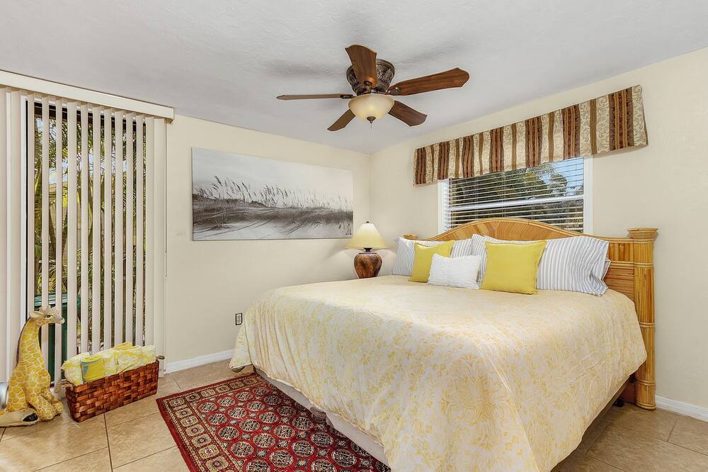 Photo of Bedroom in East Naples