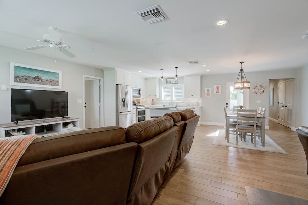 Photo of Livingroom in North Palm Beach
