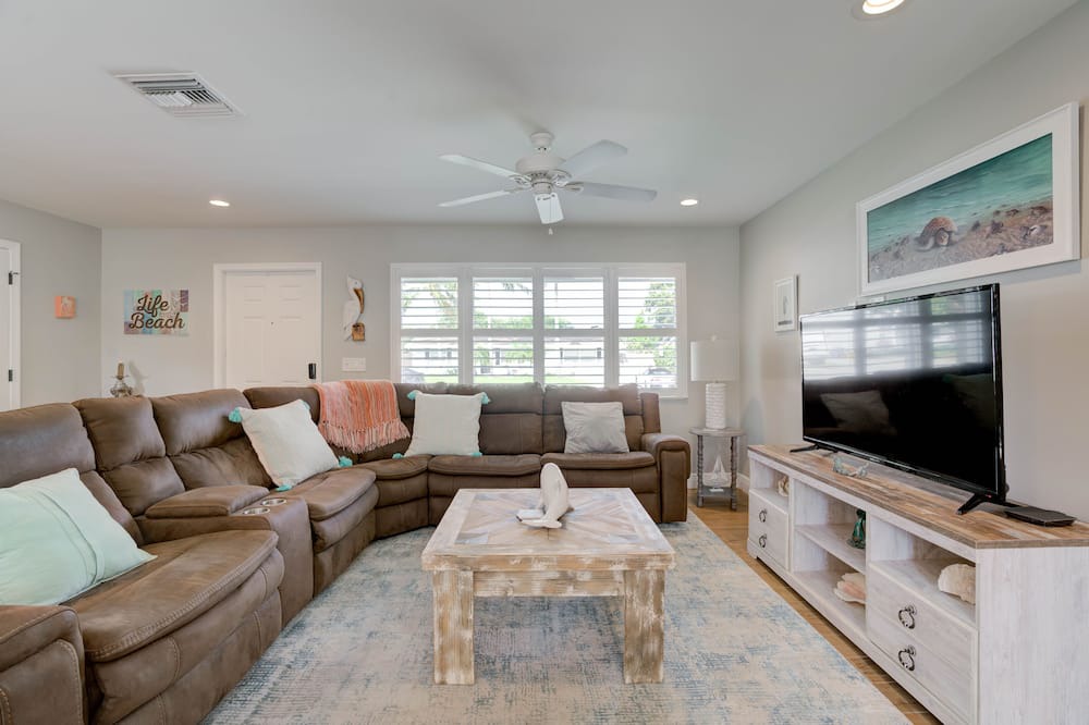 Photo of Livingroom in North Palm Beach