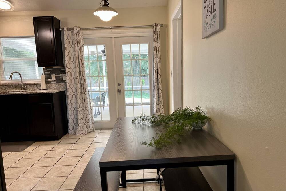 Photo of Kitchen in Cypress Gardens