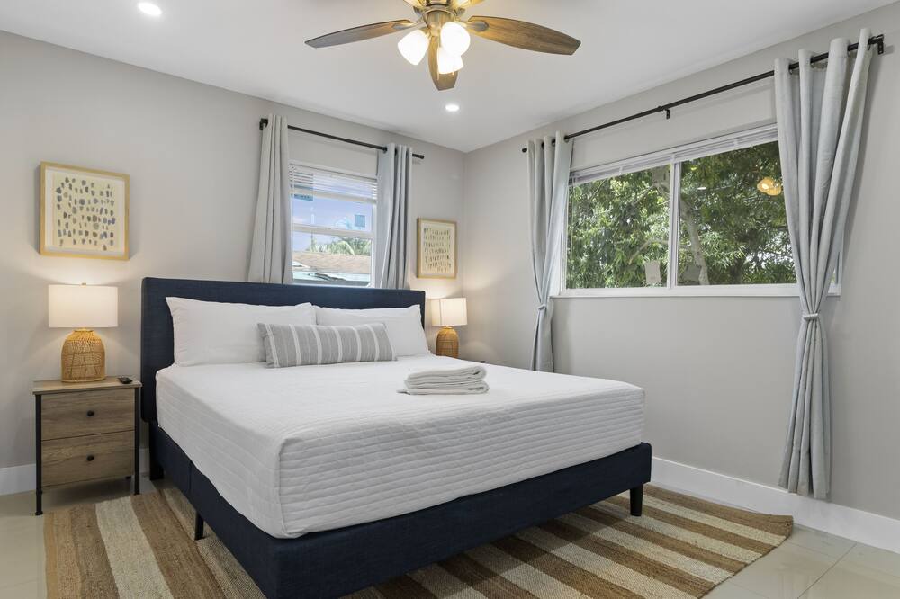 Photo of Bedroom in Boynton Beach