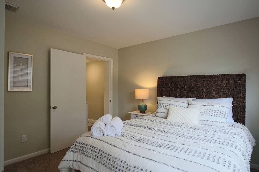 Photo of Bedroom in Carrollwood