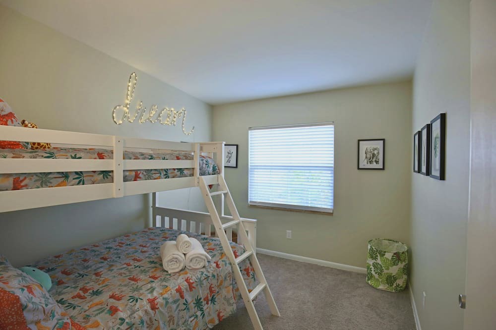 Photo of Bedroom in Carrollwood