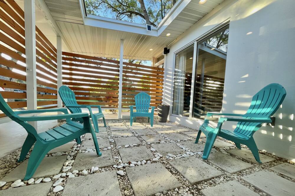 Photo of Outdoor in Carrollwood