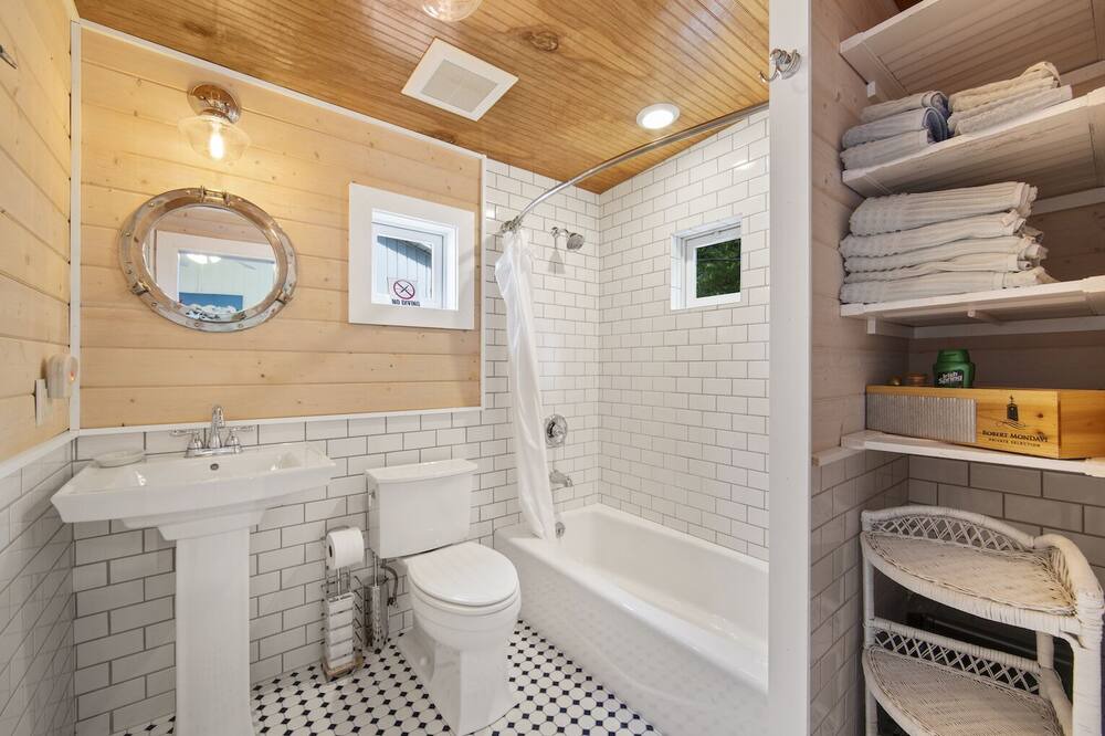 Photo of Bathroom in Sanibel