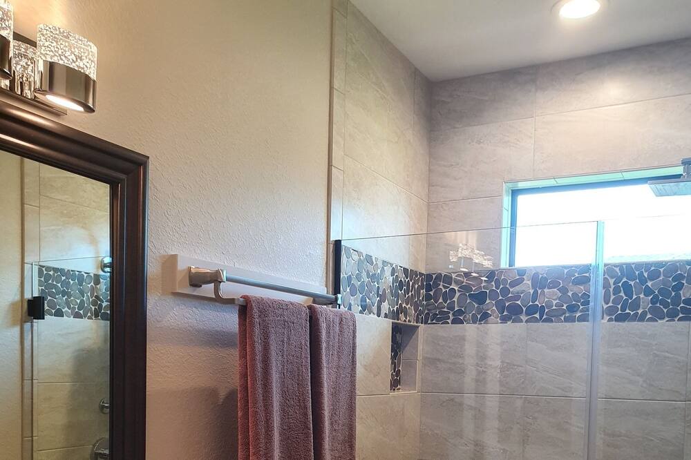 Photo of Bathroom in South Gulf Cove