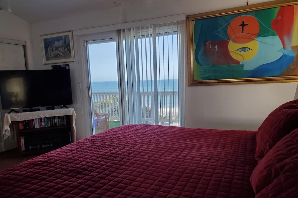 Photo of Bedroom in Melbourne Beach