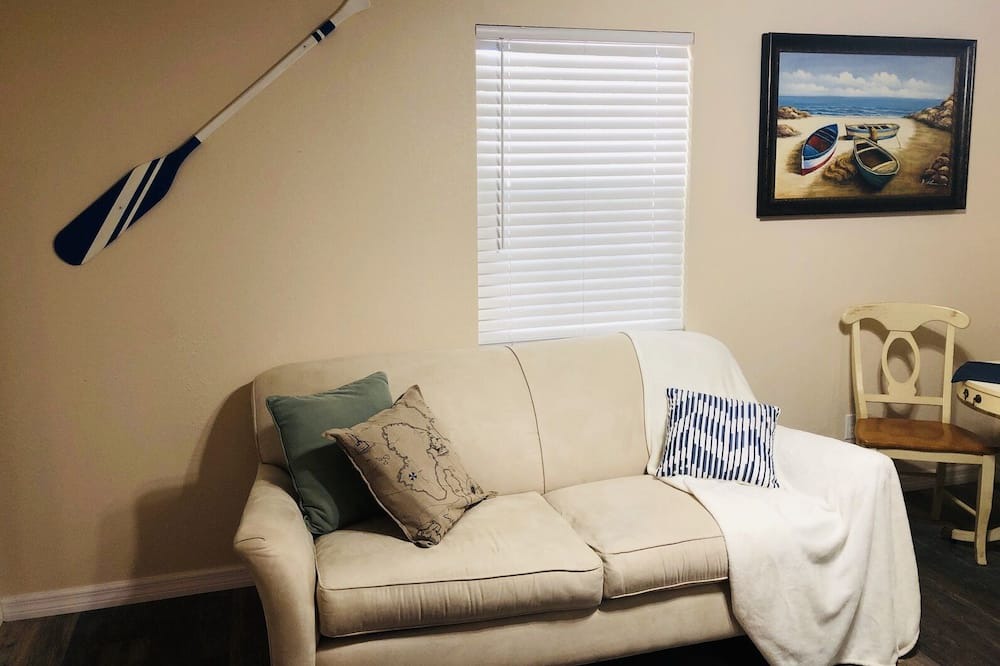 Photo of Livingroom in Florida Ridge