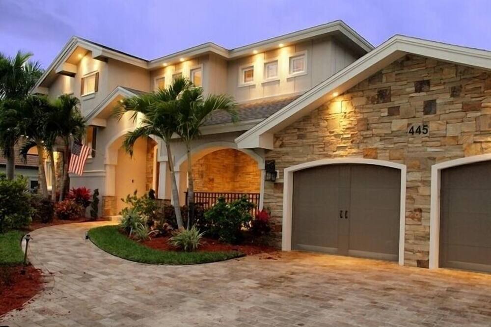 Photo of Others in Palm River Estates