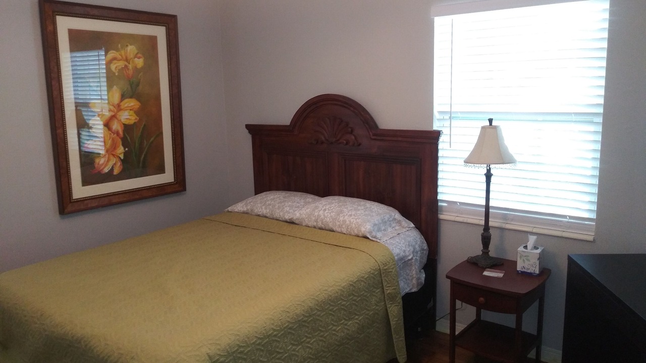 Photo of Bedroom in United Central