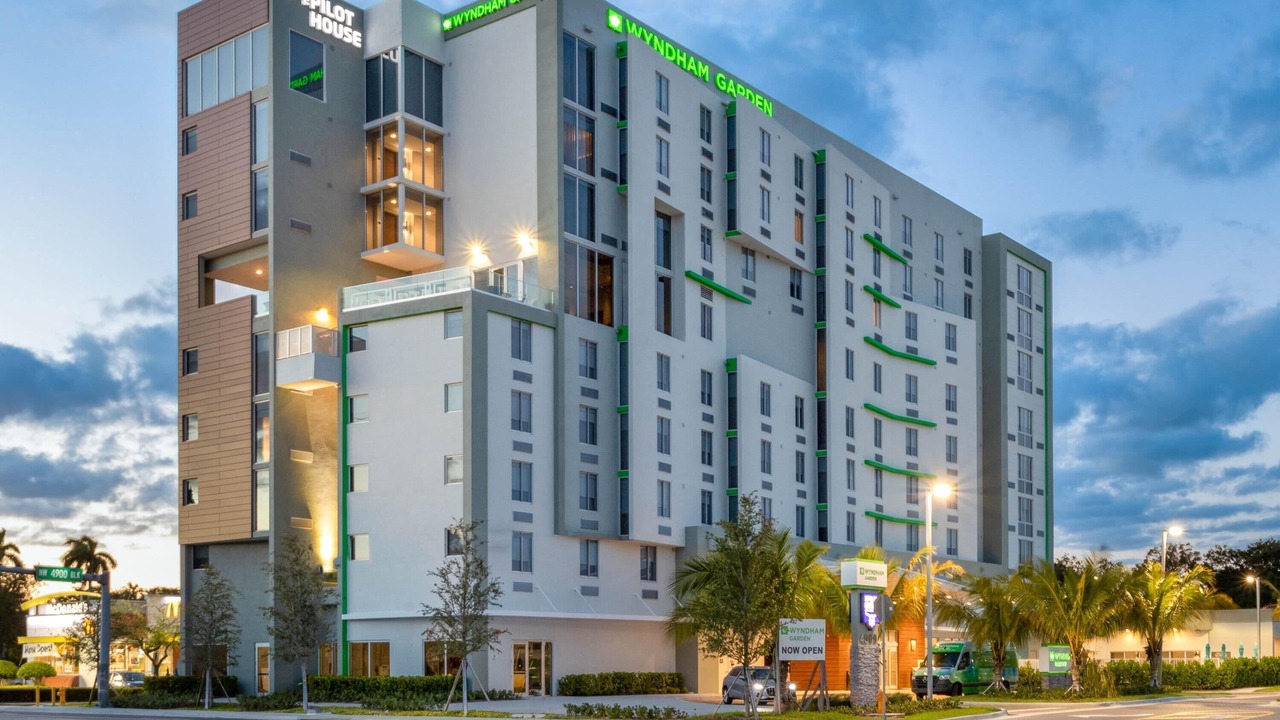 Photo of Outdoor in Miami Springs