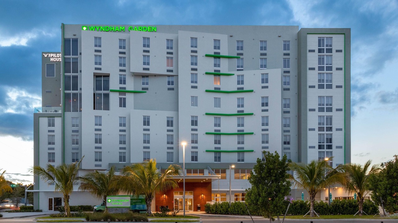 Photo of Outdoor in Miami Springs