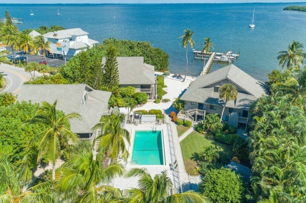 Photo of Others in Captiva