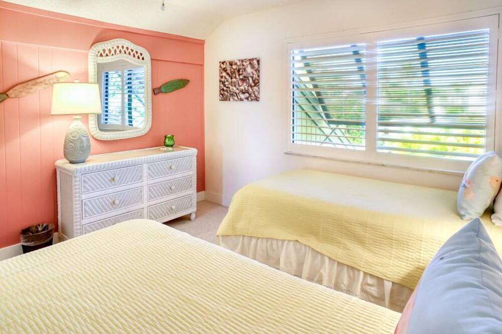 Photo of Others in Captiva