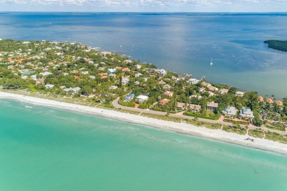 Photo of Others in Captiva