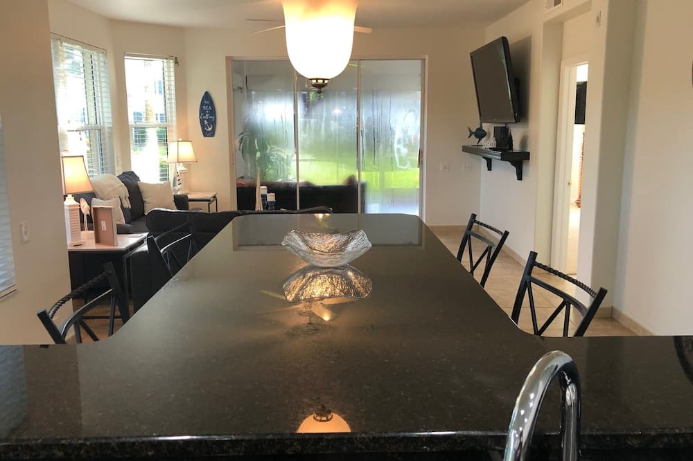 Photo of Kitchen in Tropical Cove