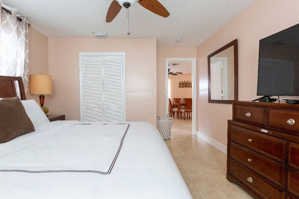 Photo of Bedroom in Florida North Atlantic Coast