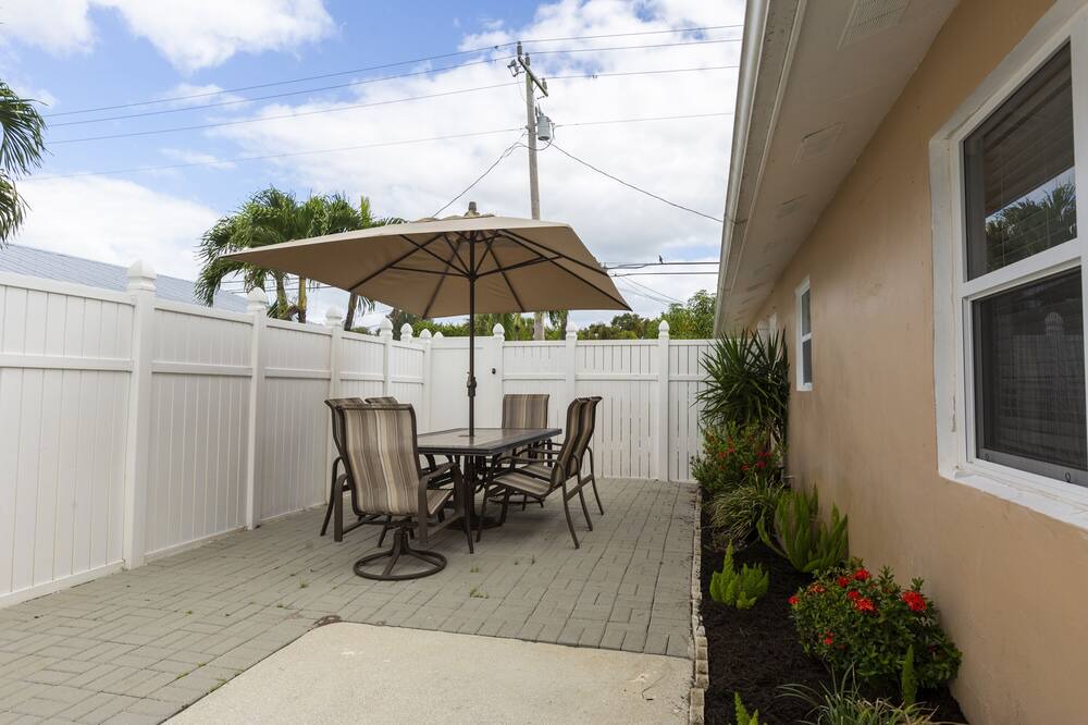 Photo of Patio Balcony in Florida North Atlantic Coast