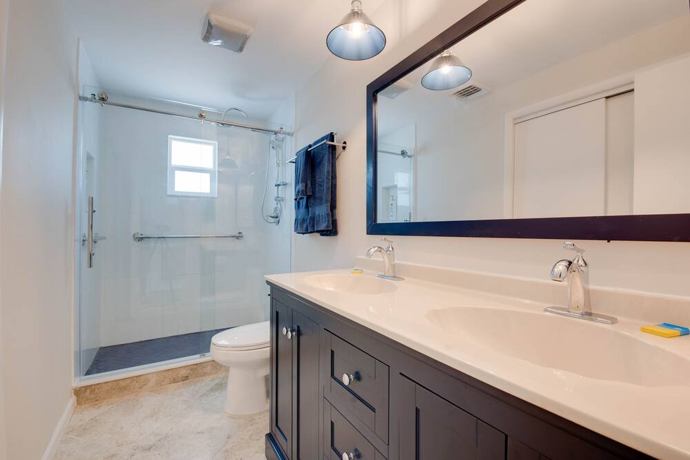 Photo of Bathroom in Little Torch Key