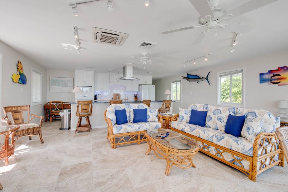 Photo of Livingroom in Little Torch Key