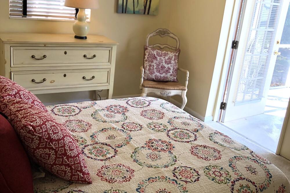 Photo of Bedroom in Coquina Sands