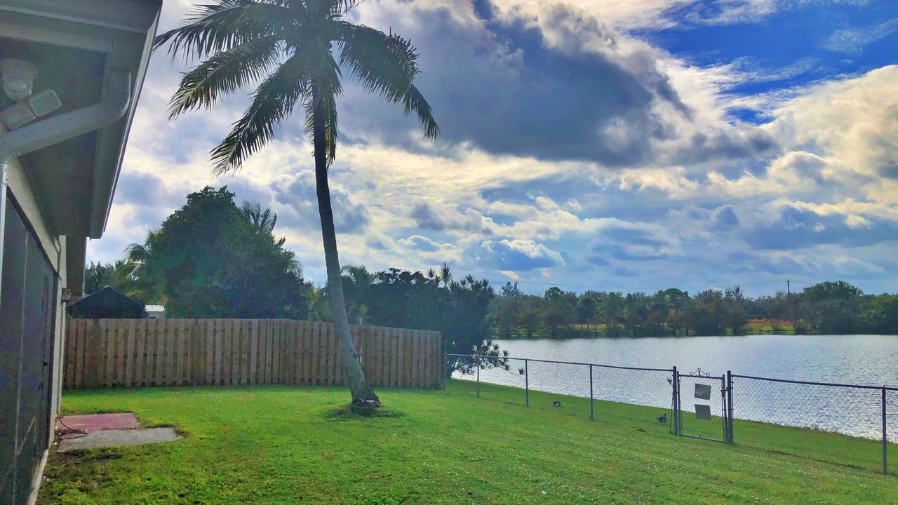 Photo of Outdoor in Royal Palm Beach