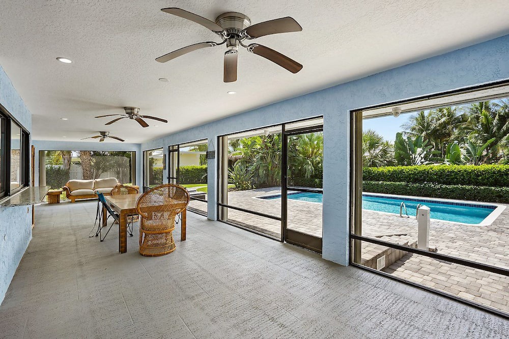 Photo of Patio Balcony in Florida North Atlantic Coast