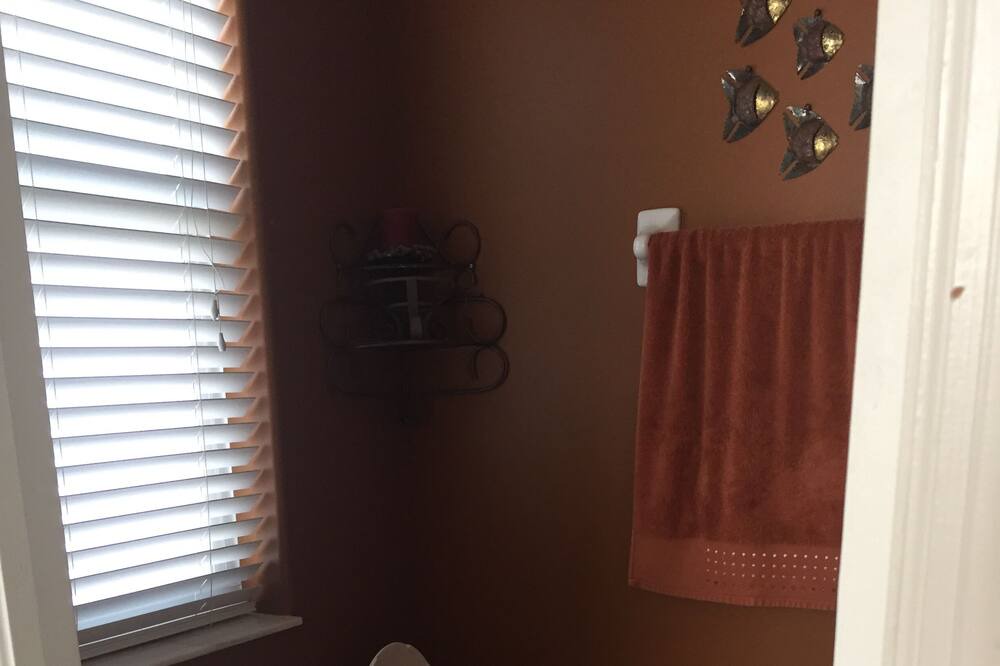 Photo of Bathroom in Tamiami