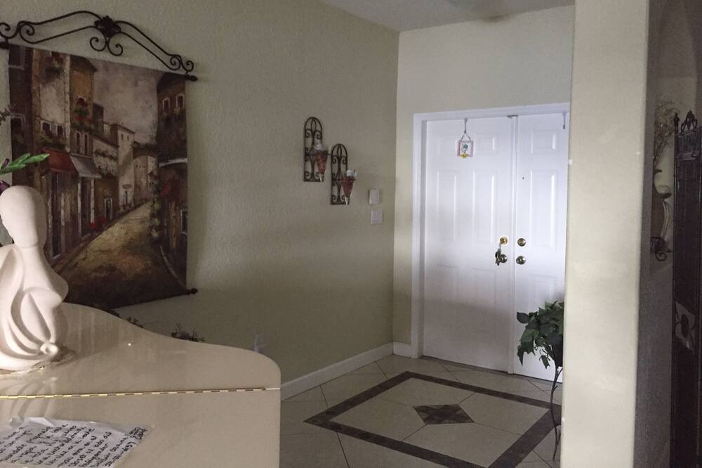 Photo of Others in Tamiami